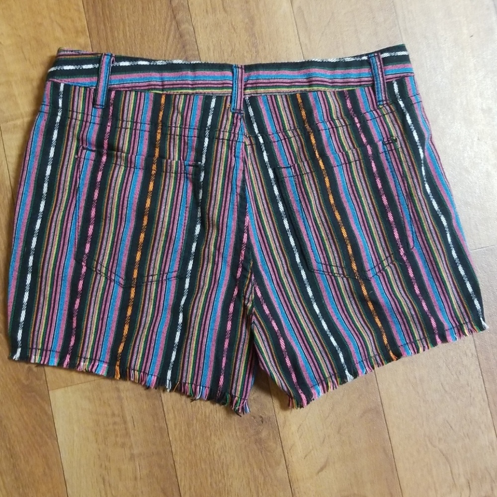 Philosophy tribal shorts. - Picture 2 of 5